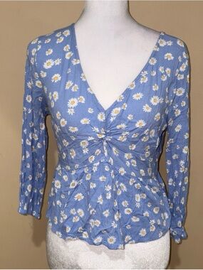 Hollister Blue Daisy Twist-Front Long Sleeve Top